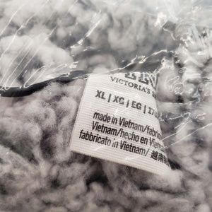 Gray VS Pink Funnel Neck Sherpa Pullover XL